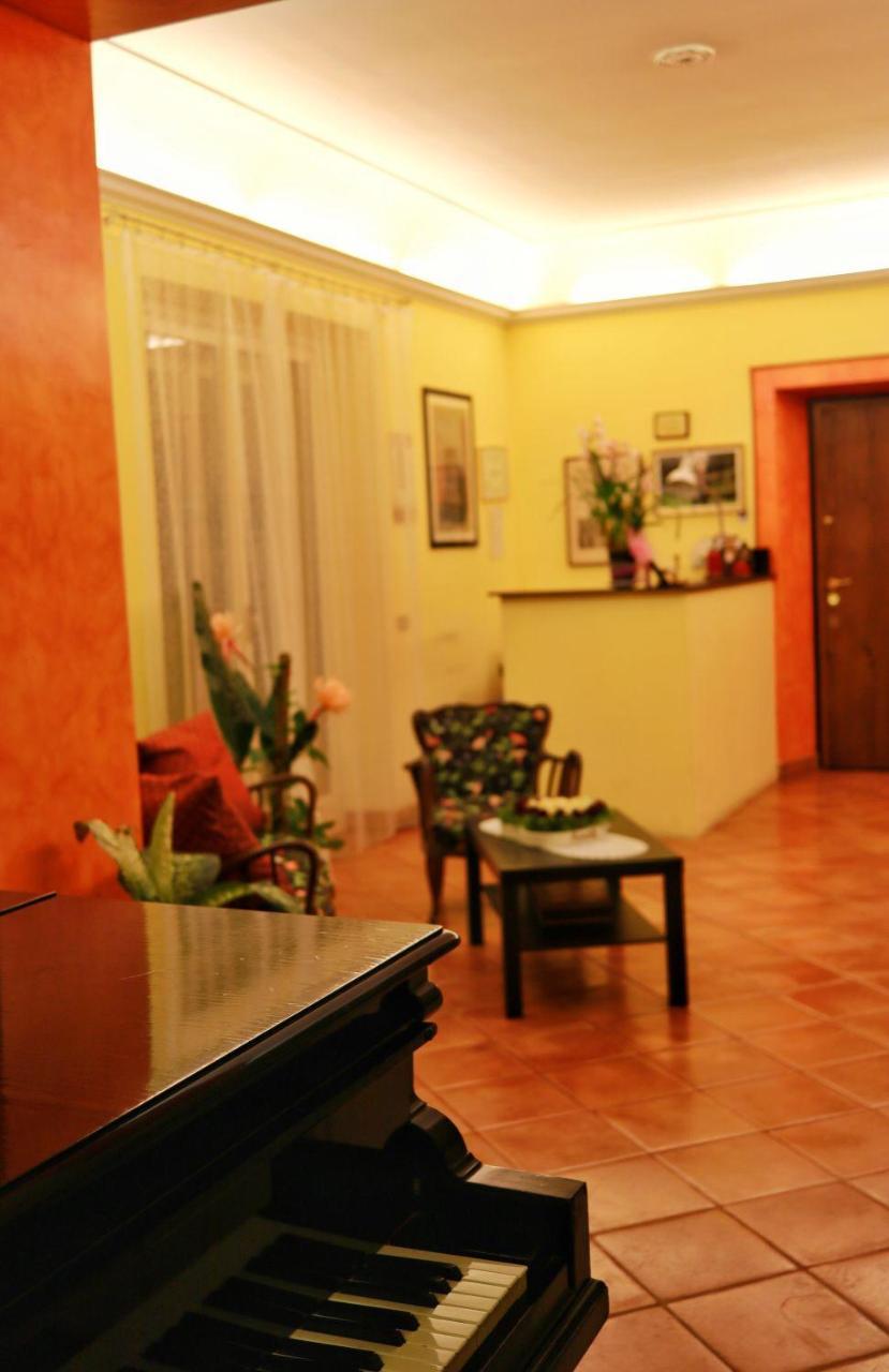 Borgo Dei Castelli Hotel Grottaferrata Exterior foto